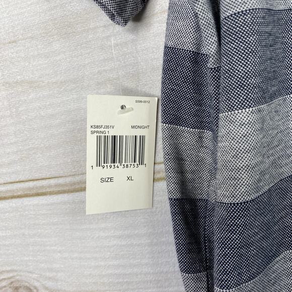 Michael Kors Mens Shirt Sz XL Gray Striped Gold Logo Short Sleeves V-Neck NWT - Picture 10 of 10